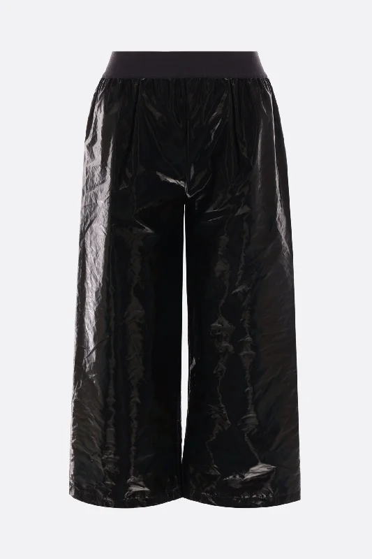 rubberized nylon cropped trousers