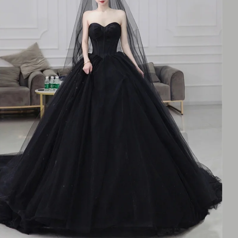 Ball Gown Sweetheart Black Wedding Dress Tulle Bridal Gown