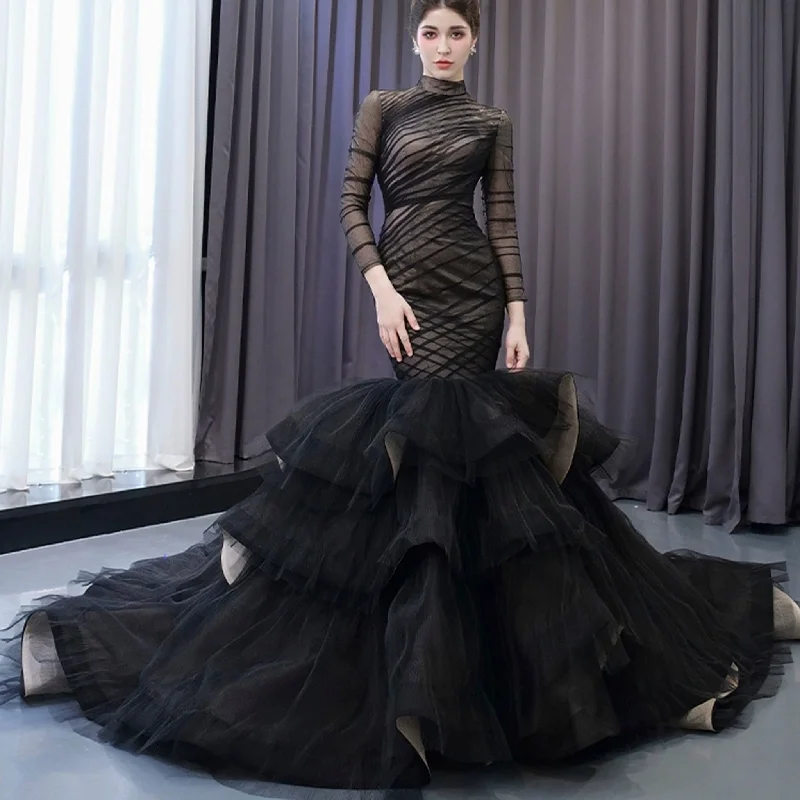 Long Sleeve Black Trumpet O-neck Wedding Dress Ruffle Pageant Gown